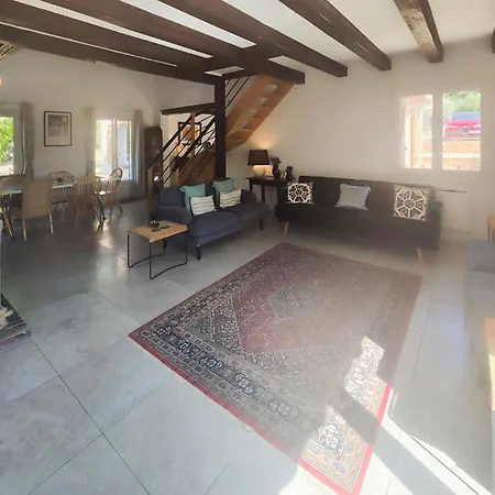 Holiday home Stunning In With Private Swimming Pool, Be Inside Or Outside Assignan